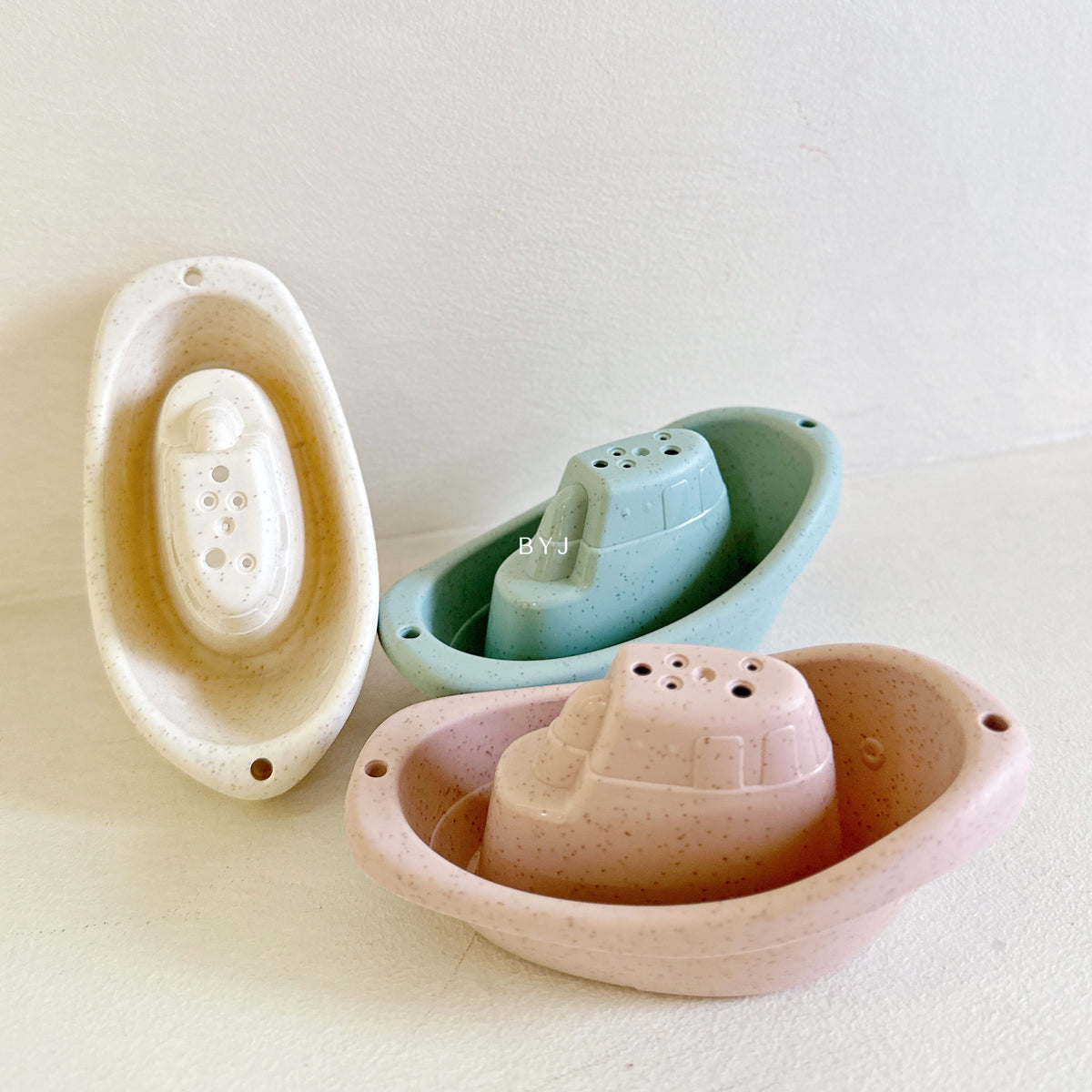 11PCS Sailboat Stacking Cups Bath & Beach Toy Set - Creative Stacking Game for Toddlers, Water Play Educational Building Blocks