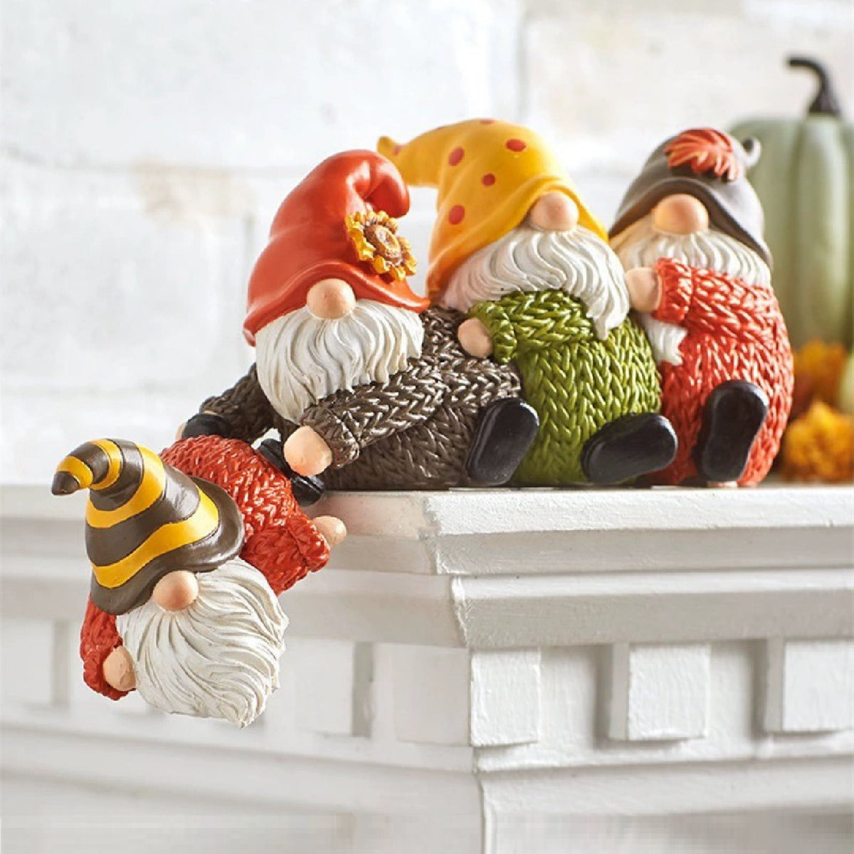 Resin Polar Bear Figurines - Creative Miniature Desktop Ornaments and Garden Decor Craft