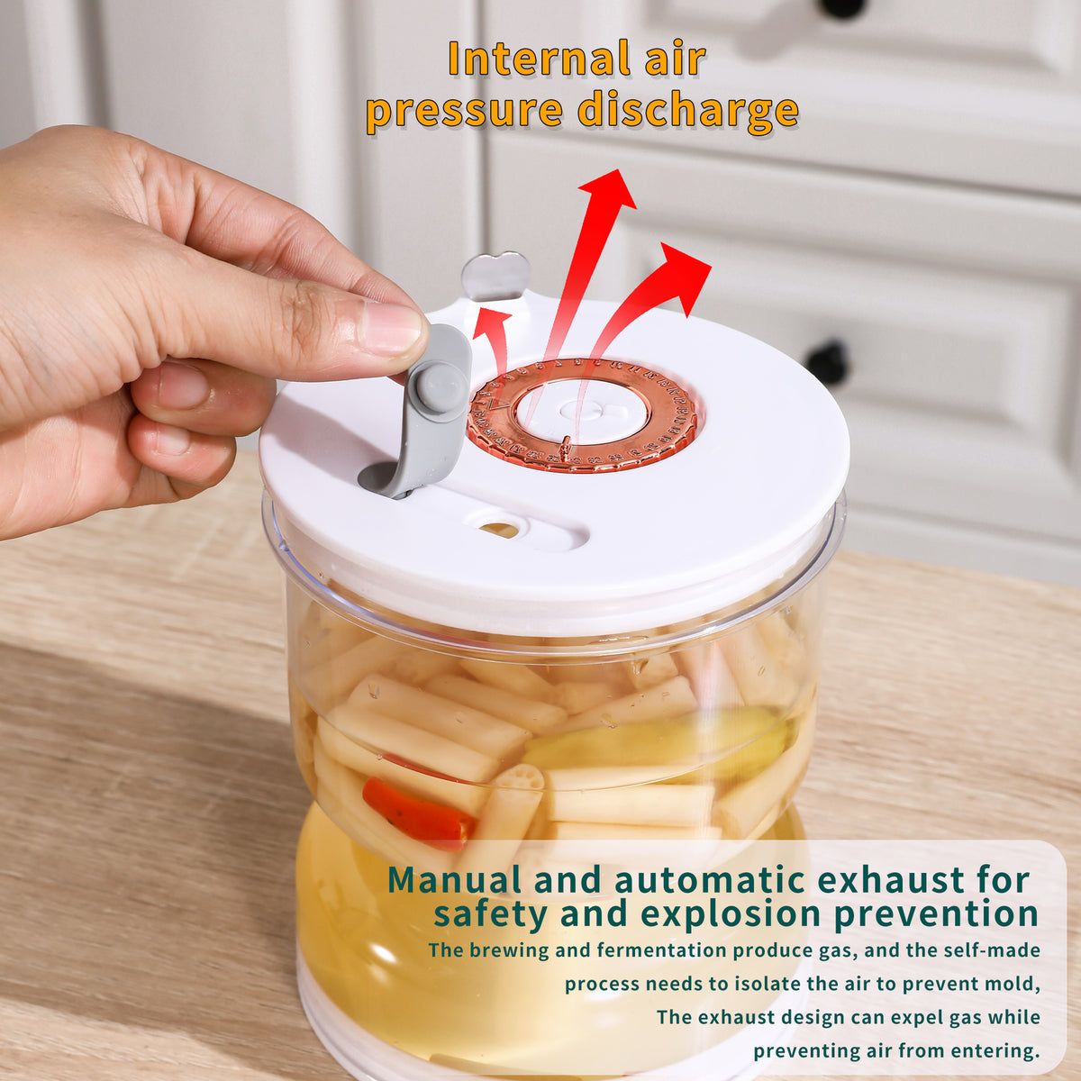 Food-Grade Pickle Hourglass Jar with Strainer Flip - 200ml Compact Kitchen Wet and Dry Separation Container for Olives, Jalapeños & Pickles