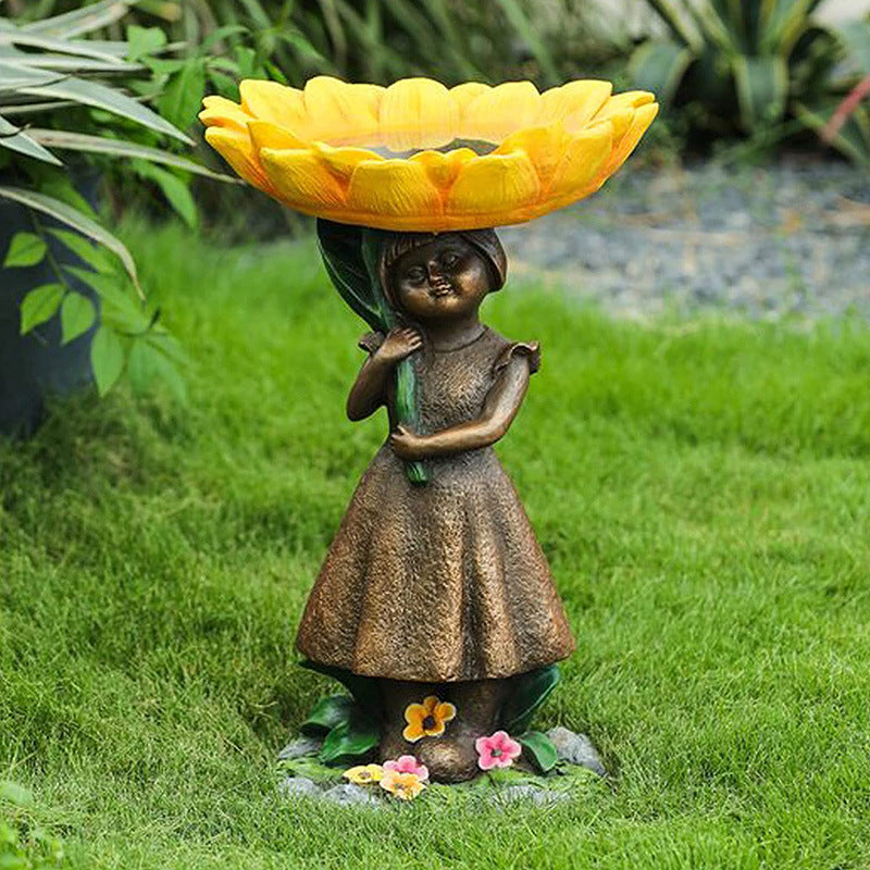 Girl Resin Bird Feeder with Natural Stump Design for Garden and Outdoor Decor, Ideal for Attracting Birds and Enhancing Yard Aesthetics
