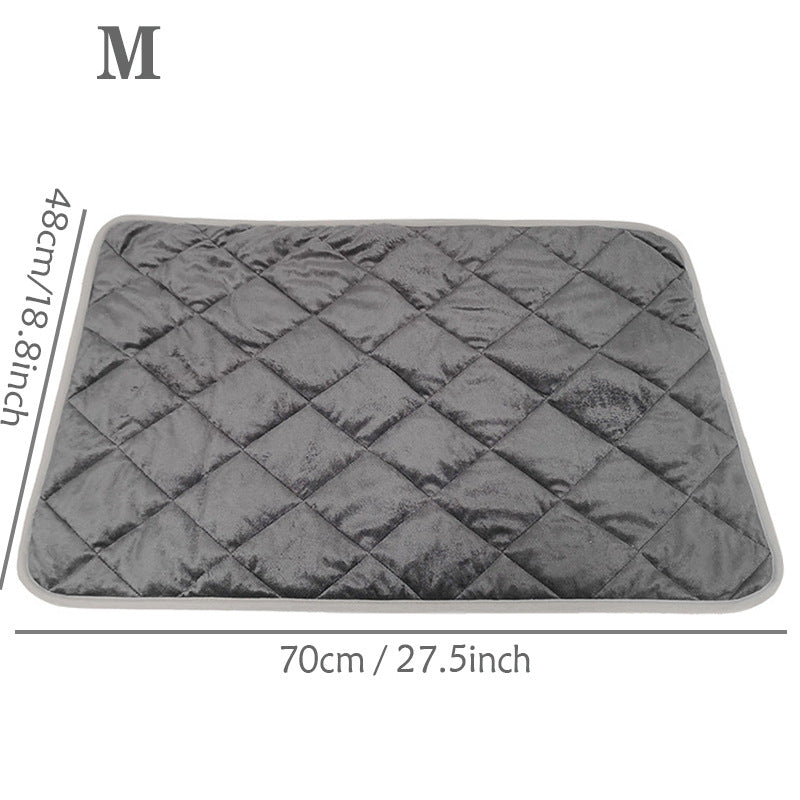 Self-Warming Pet Mat with Heat Reflective Technology for Dogs and Cats Waterproof No Electricity Needed Comfortable Winter Pad for Local Pet Owners(48*70cm)