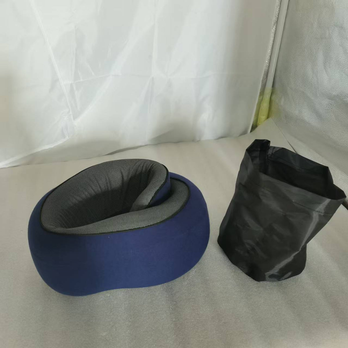 Memory Foam Travel Neck Pillow 360 Support Adjustable Snail Shape Chin Rest for Long Haul Flights Car &amp; Office Portable with Storage Bag (Navy Blue)