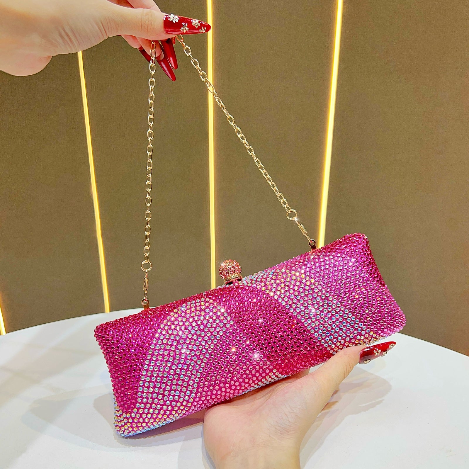 Luxury Rose Red Crystal Evening Clutch Bag Gradient Rhinestone Hard Case Purse with Detachable Chain for Wedding Prom Cocktail Party Fits Smartphone