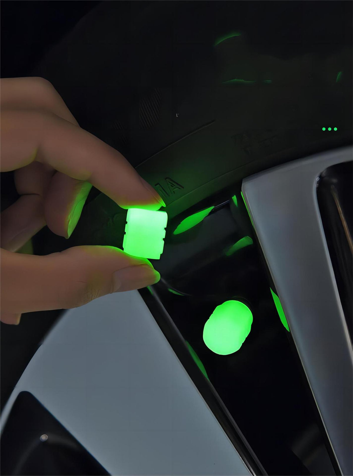 2 Packs of 4 Yellow Luminous Tyre Valve Caps Glow in The Dark Universal Wheel Air Dust Covers for Cars Bikes Motorcycles Scooters One-Piece Design