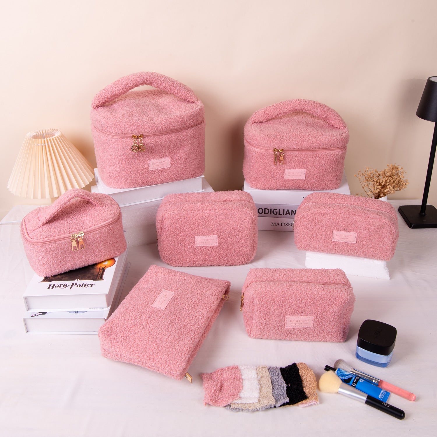 Medium Pink Teddy Fleece Cosmetic Pouch - Soft Sherpa Flat Makeup Bag & Travel Clutch - Multi-purpose Organiser (26cm x 18cm)