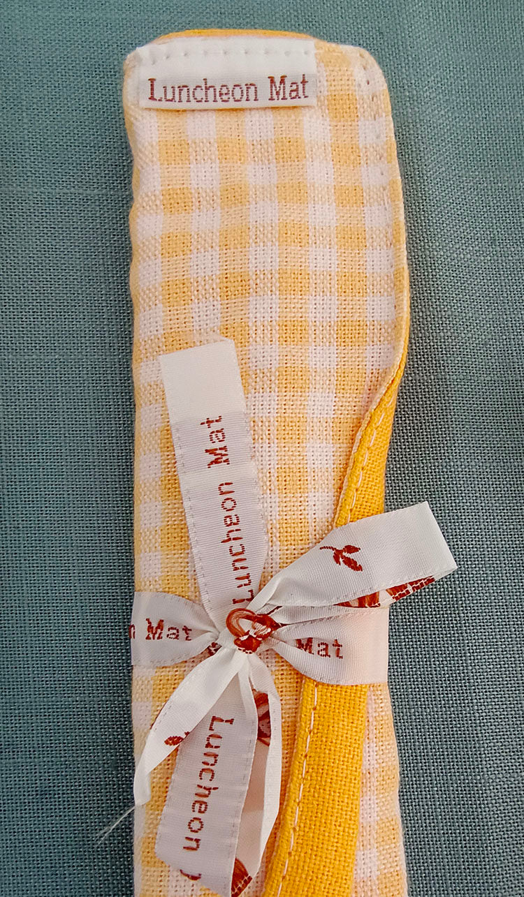3-Piece Yellow Gingham Cotton Kitchen Linen Set - Reversible Placemat, Fringed Napkin & Quilted Pot Holder - Yarn Dyed Checkered Dining Bundle
