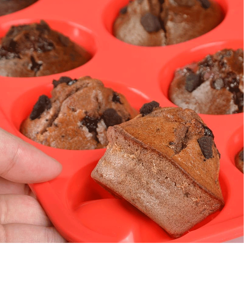 12-Cup Silicone Muffin Pan - Non-Stick Orange Baking Mould for Cupcakes, Egg Bites & Tarts - Food Grade, Heat Resistant & Dishwasher Safe (29.5cm)