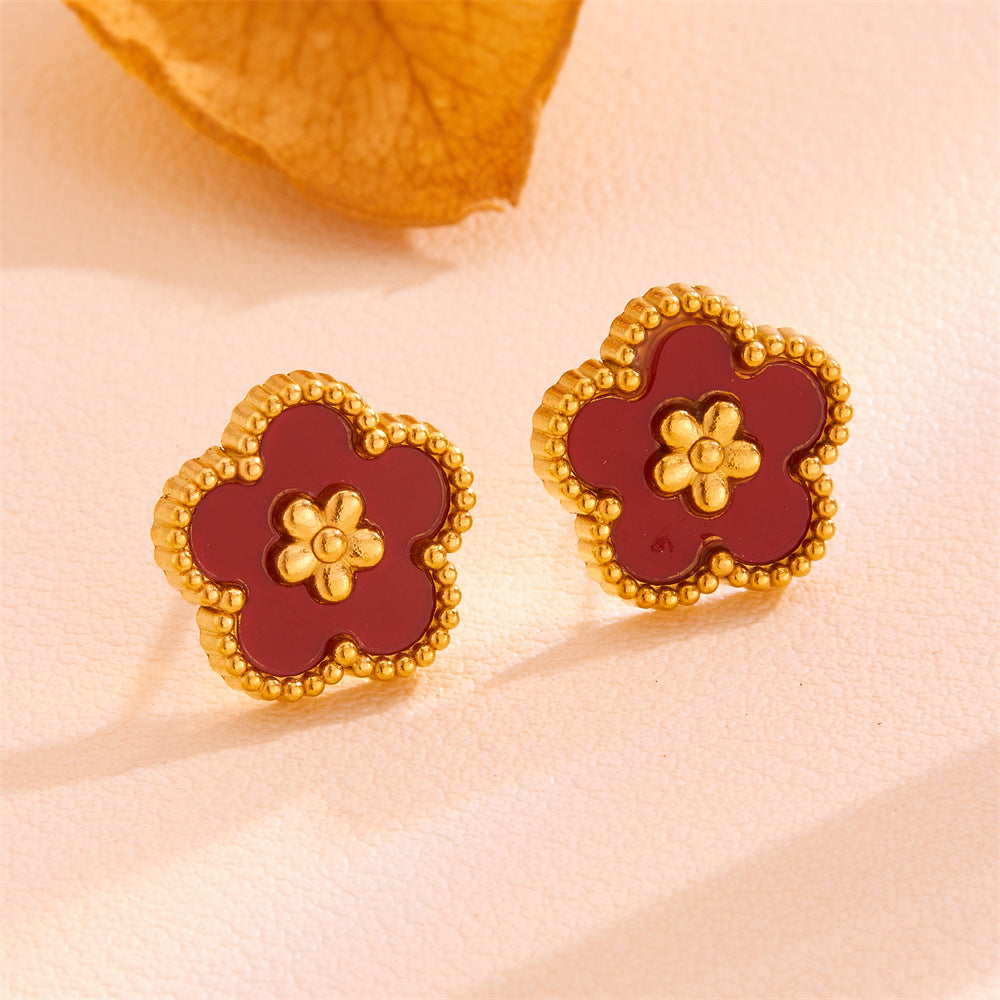 Red Shell Five-Petal Flower Stud Earrings - 18K Gold Plated Stainless Steel Floral Jewellery for Women - Hypoallergenic &amp; Tarnish Resistant (13mm)