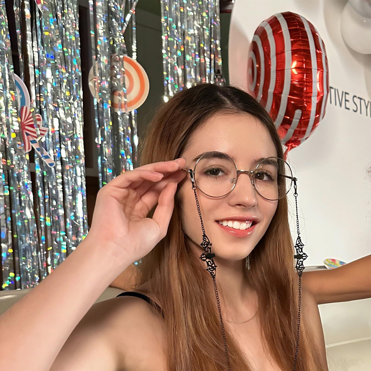 Black Spider Web Eyewear Chain 70cm Anti-Slip Glasses Strap Decorative Gothic Sunglasses Holder with Hollow Pendant