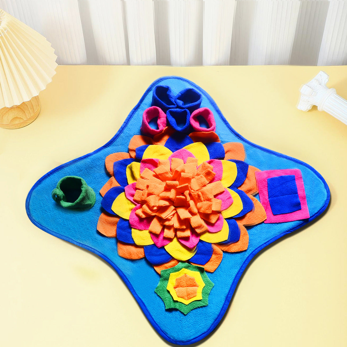 Blue 48x48CM Durable Felt Cloth Pet Puzzle Sniffing Mat - Mental Stimulation &amp; Slow Feeding Pad