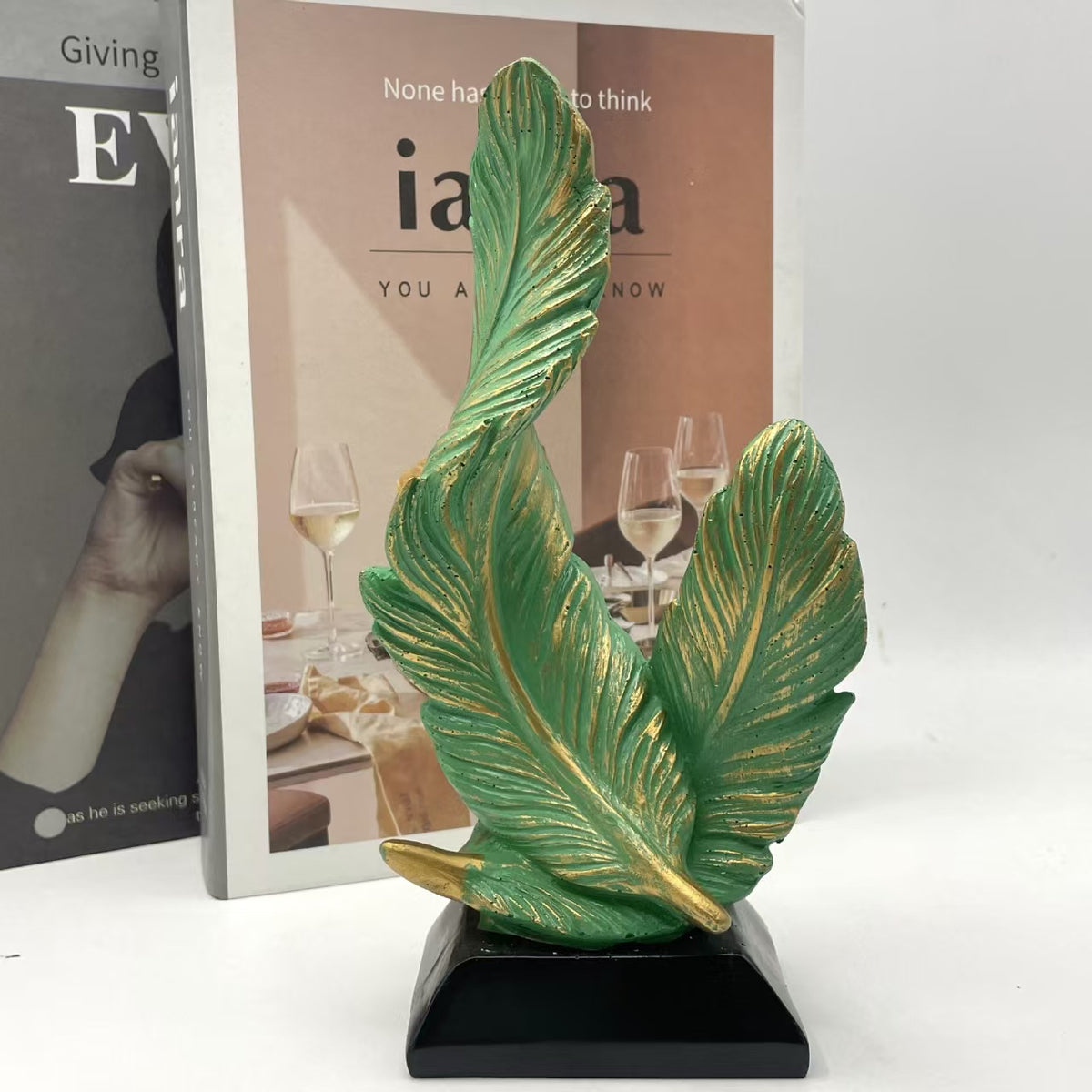 Green Luxury Artistic Resin Dual Feather Sculpture - Elegant Minimalist Home Decor for Entryway Living Room &amp; Gallery Styling