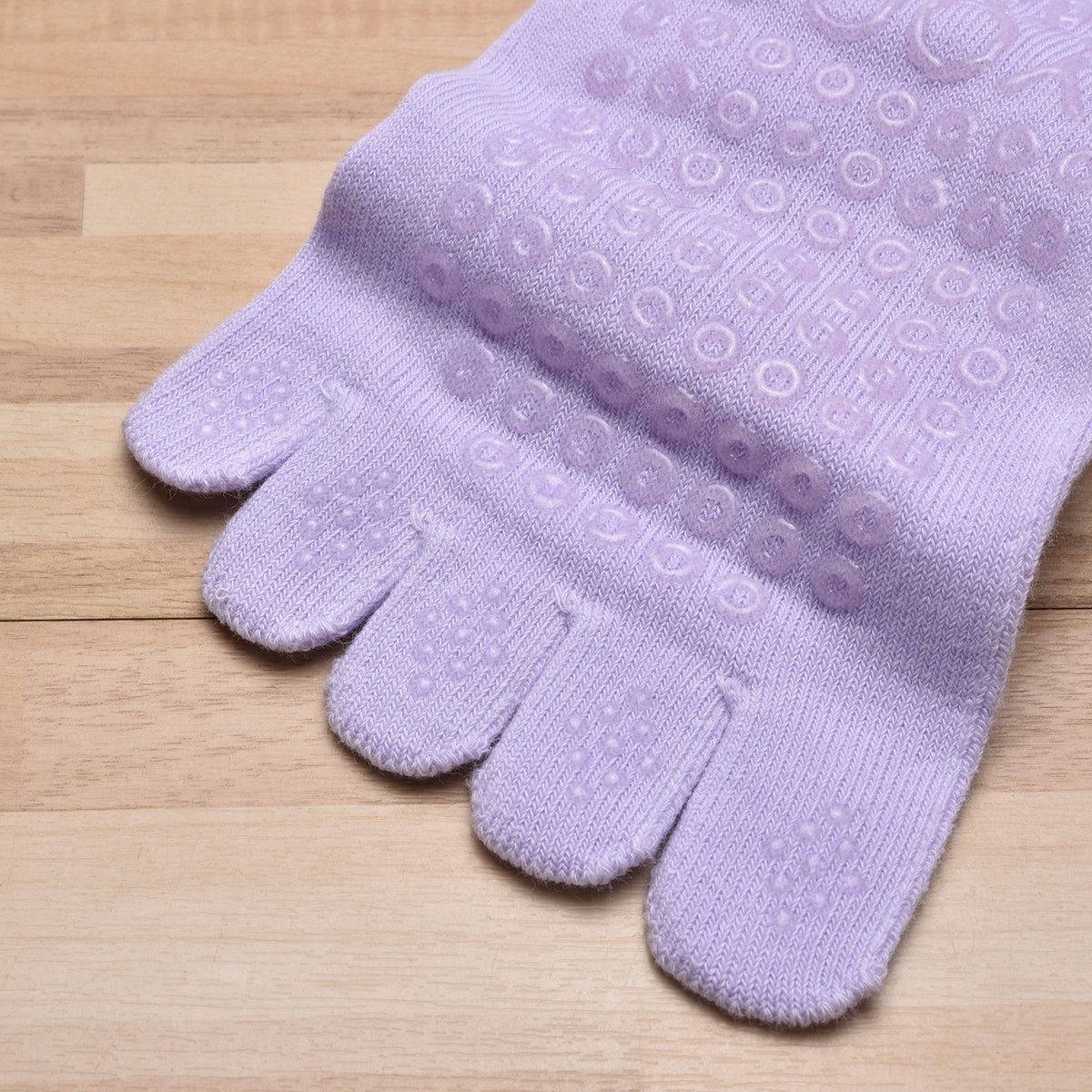 Beige 2pcs Women's 5-Finger Ballet Style Yoga Socks - Non-Slip Grip Pilates & Dance Socks with Elegant Lace Trim and Elastic Cross Strap