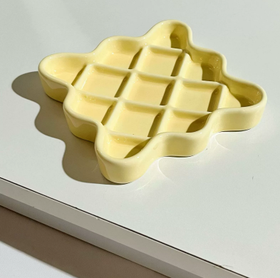 Yellow Ceramic Slow Feeder Licking Plate for Cats and Dogs | Raised Anti-Choking Grid Design | 11.5 cm Durable Pet Dish