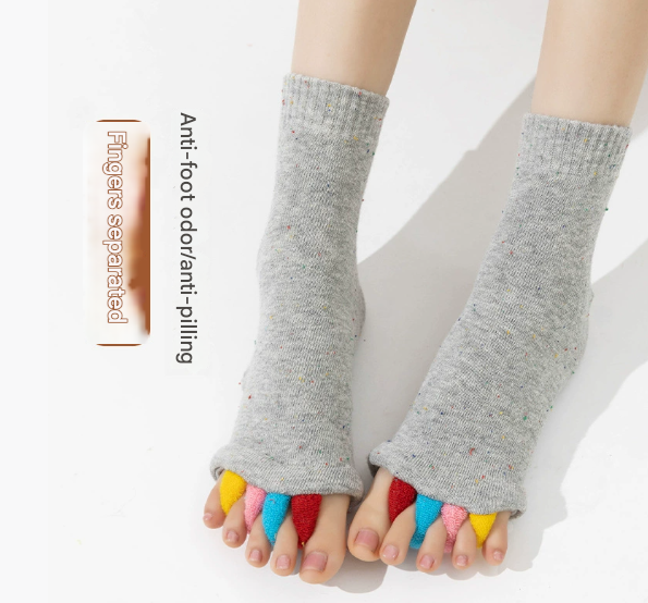 Colorful-grey Open-Toe Yoga Five-Toe Socks | Bunion Corrector and Anti-Odor Design | Breathable Toe Separator Fitness Wear (One Size)