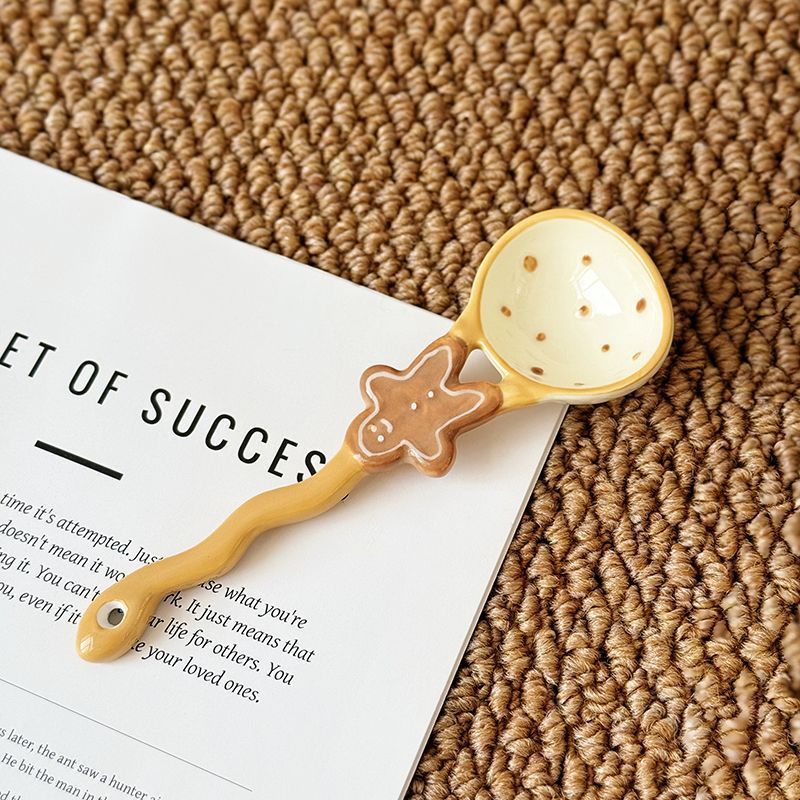 Gingerbread Man Scoop Creative Hand-Painted Ceramic Spoon - Cute Cartoon Bakery Series Long Handle Soup Spoon - High-Quality Underglaze Tableware for Desserts and Coffee
