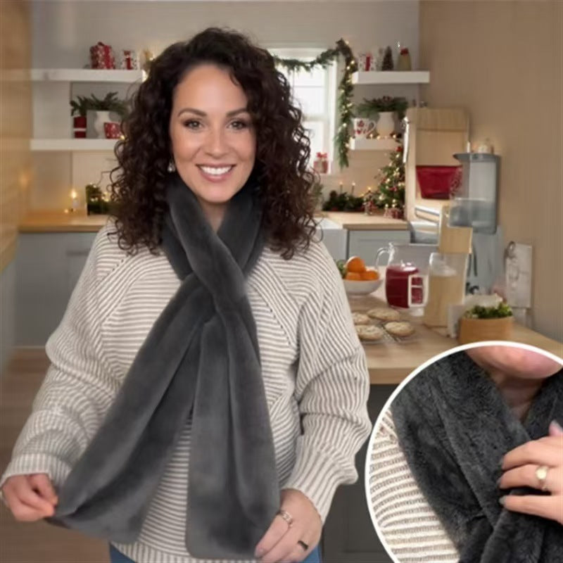 Black Soft Faux Fur Scarf with 15x20CM Hidden Zipper Pocket - Anti-Theft Travel Scarf  for Phone, Passport and Essentials