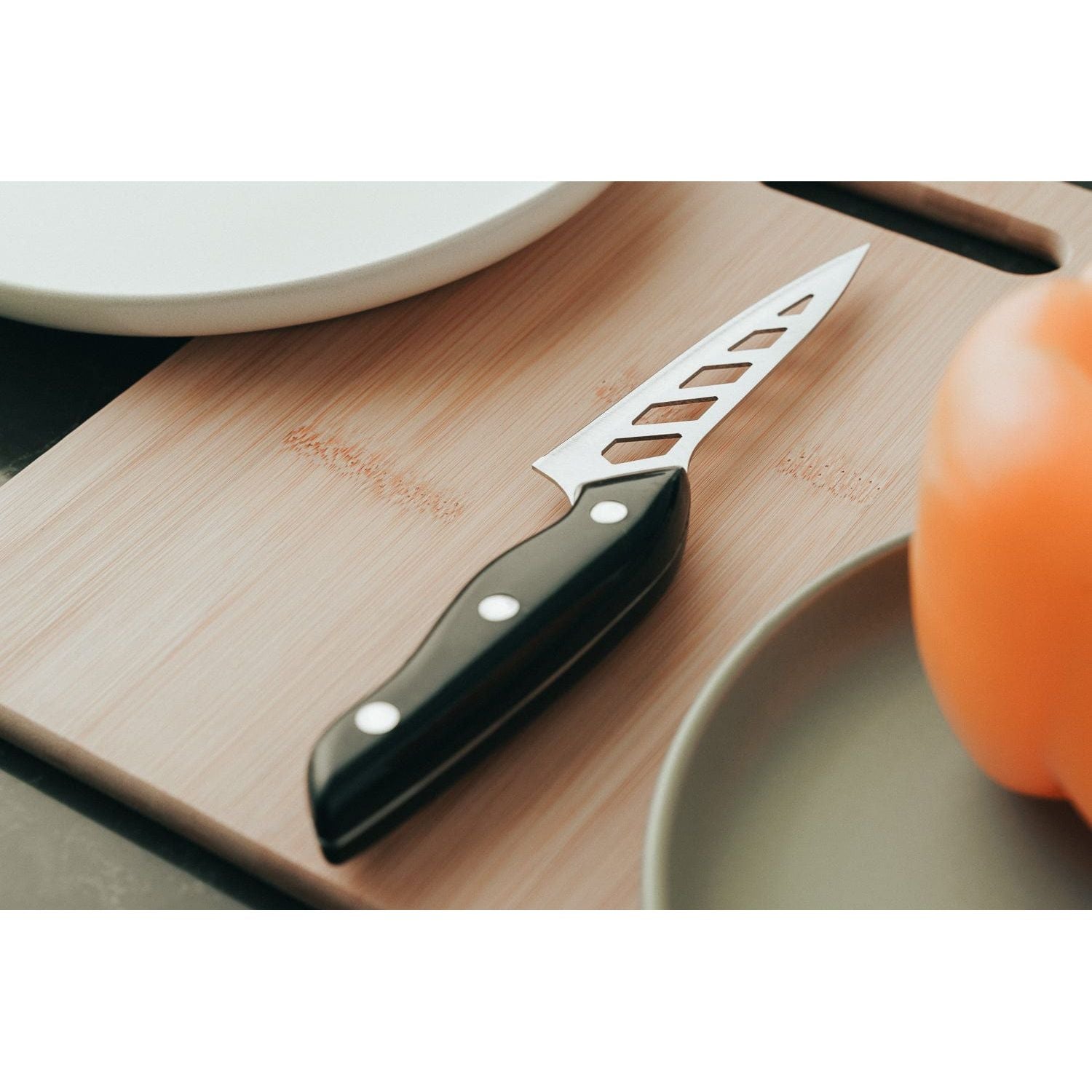 The Versatile Wonder Knife Chef Knife Standless Stell Blade Stay Smooth & Sharp