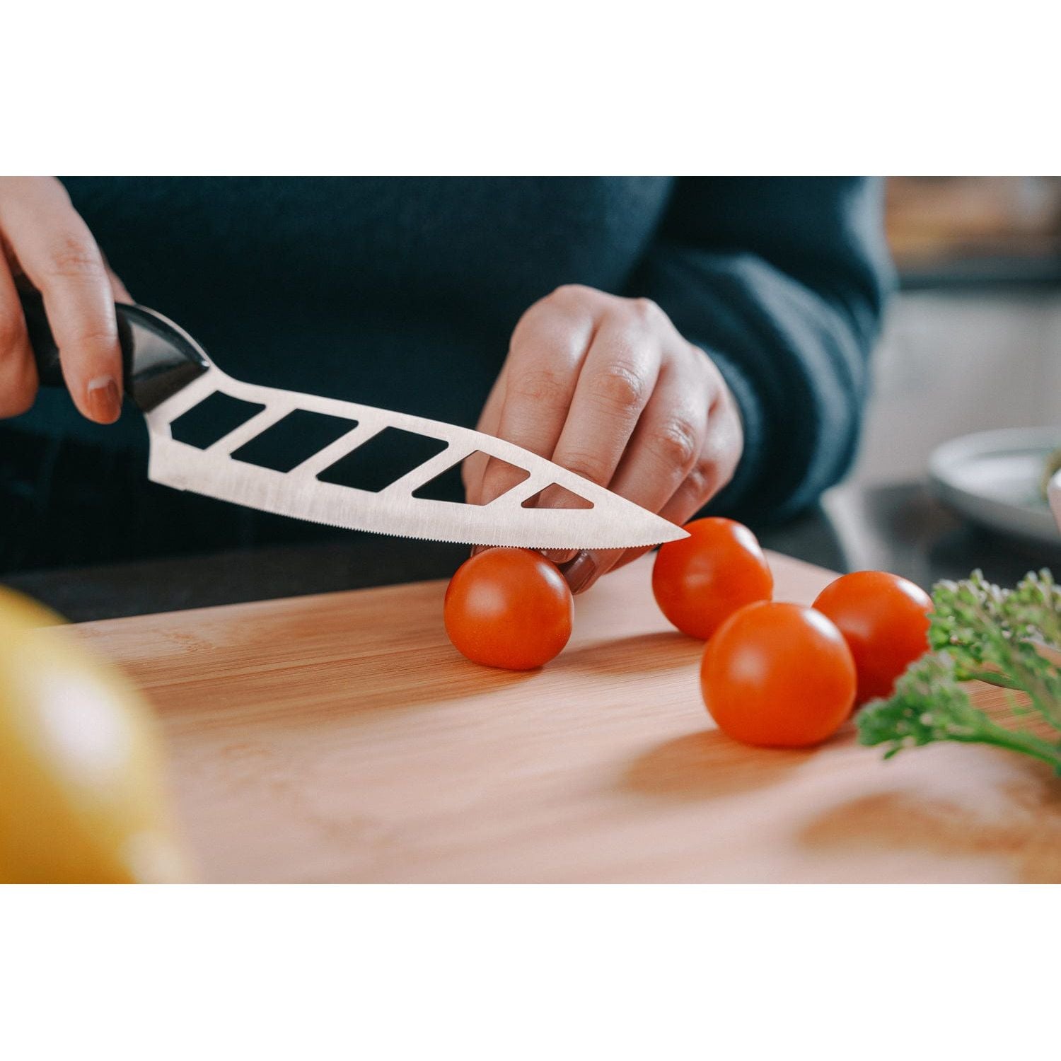 Wonder Cheese Knife Set of 2