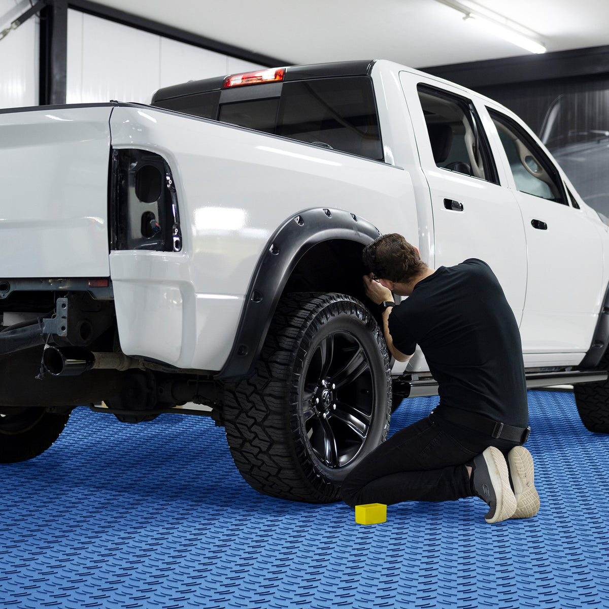 VEVOR Garage Tiles Interlocking 12x12 in 25 Pack Garage Flooring Tiles Blue