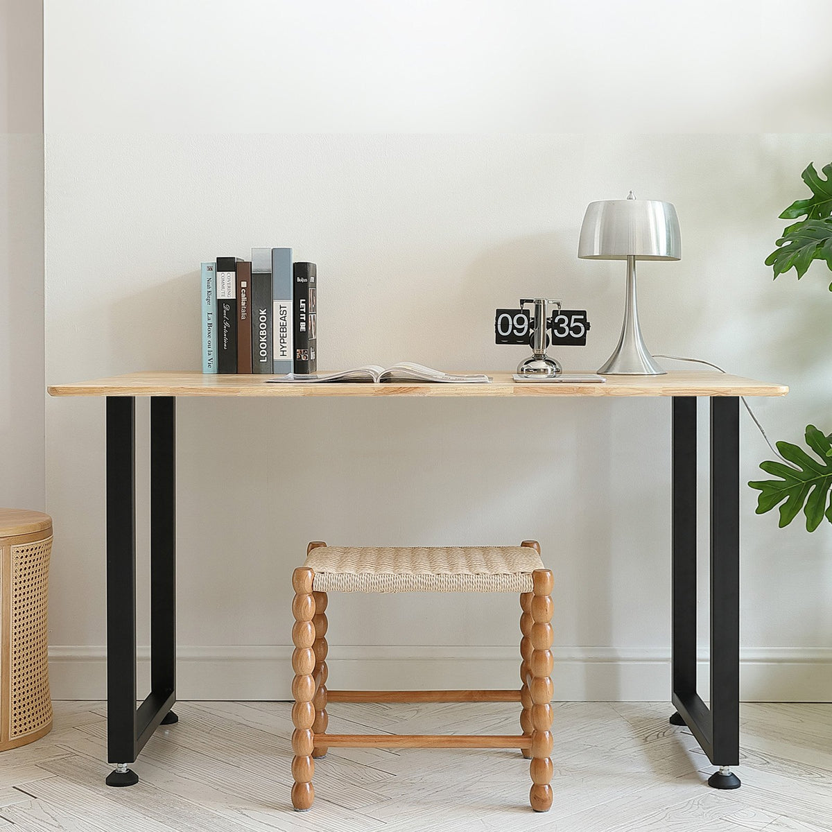 VEVOR 711.2MM Adjustable Furniture Legs, Square Reinforced Steel Office Table legs Set of 2 for DIY, Max Load 453.6KG Heavy Duty Desk Legs, Quick Instalation & Rich Accessories Legs Black