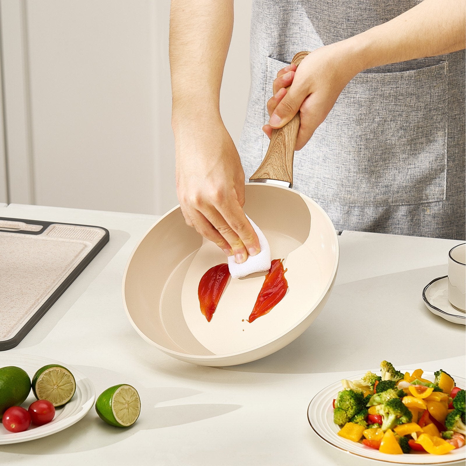 VEVOR Frying Pan Skillet, Aluminum Egg Fry Pans, 3 Pcs (200, 240, 280 mm), Nonsitck Ceramic Heavy-Duty Skillets with Heat-Resistant Handle, Chef's Kitchen Cookware for Gas, Electric, Induction, Beige