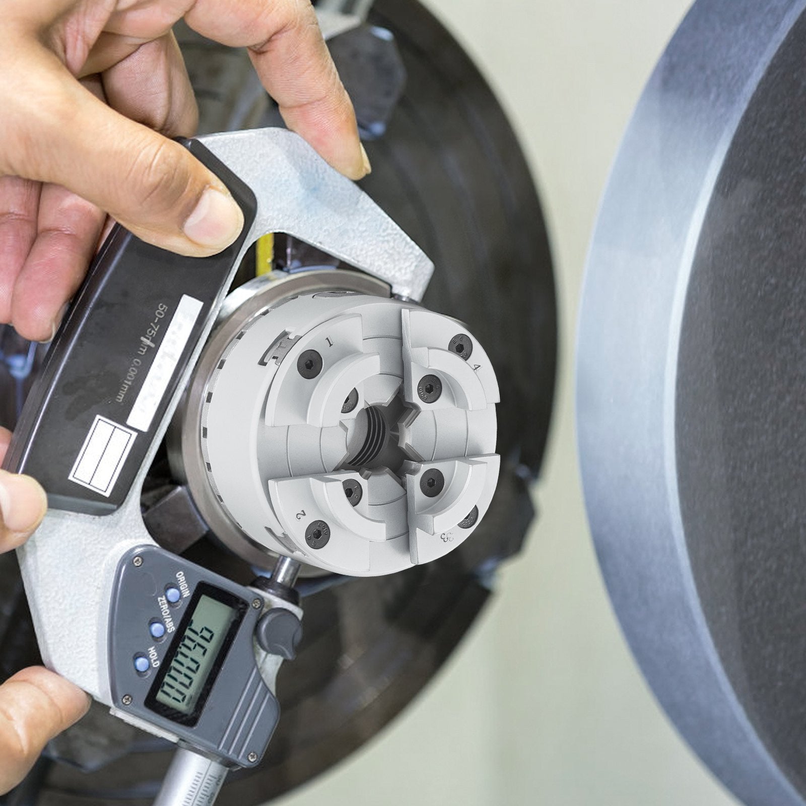 VEVOR KP96 Lathe Chuck, 4-Jaw 96 mm Diameter, Metal Lathe Chuck Turning Machine Accessories, Self-centering Tool, for Lathe, Precision Machining, Grinding Machines, Milling Machines