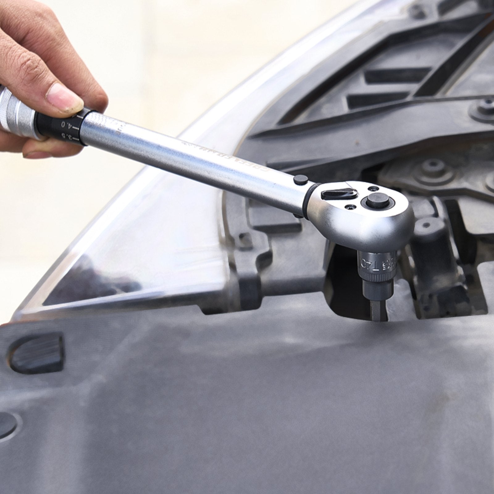 VEVOR Torx Bit Socket Set, 13-Piece Star T8 - T60 Set, S2 Alloy Steel and Cr-V Steel, 1/4 in, 3/8 in, and 1/2 in Drives, with Enhanced Storage Case, Torx Sockets for Hand Use, Mechanics, Auto Repair