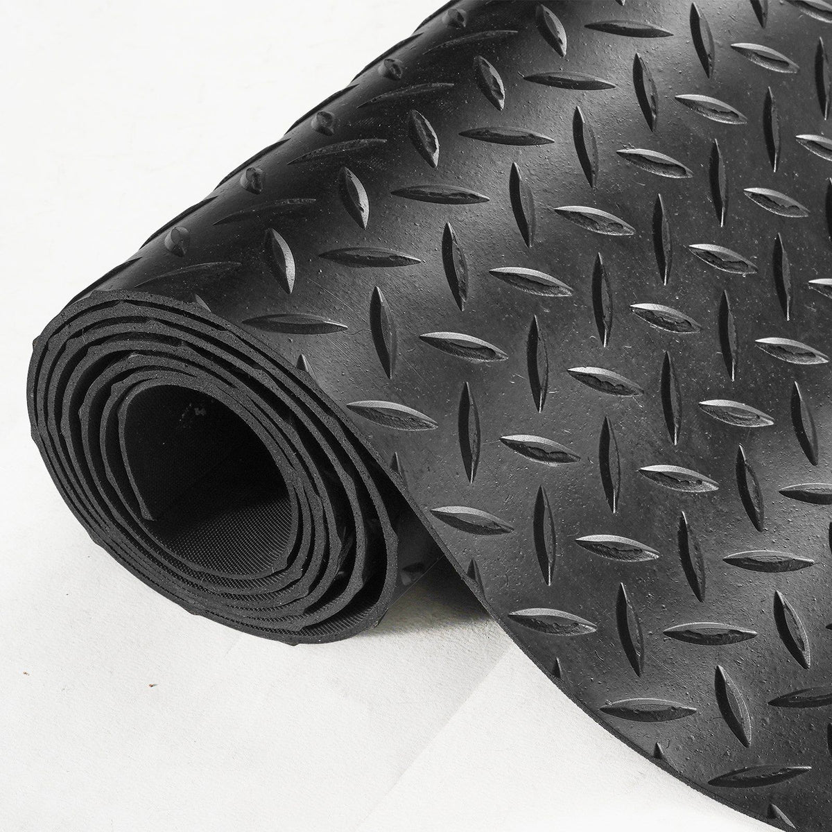 Diamond-Plate Rubber Flooring Roll, 3 mm x 4 ft x 10 ft Garage Floor Mat, SBR Rubber Garage Flooring Roll, Easy to Clean, Diamond Plate Rubber Mat for Under Cars, Garage Industry Gym, Black