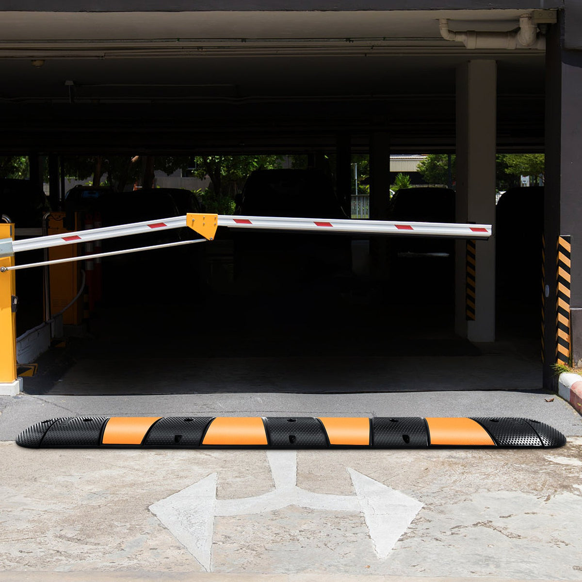 VEVOR Rubber Speed Bump, 1 Pack 2 Channel Speed Bump Hump, 72\" Long Modular Speed Bump Rated 22000 LBS Loading, 72.8 x 12.2 x 2.2 Garage Speed Bump for Asphalt Concrete Gravel Driveway with 2 End Cap