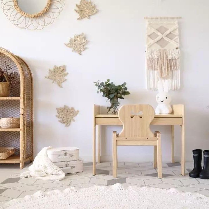 Bunny Tickles Primary Adjustable Table and Chair Set Rabbit-1910112177503735808