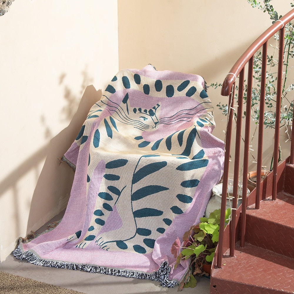 Anyhouz Pink Cat Throw Blanket Cozy Sofa Couch Bed Cover Outdoor Camping Mat Home Decor Tapestry with Tassel
