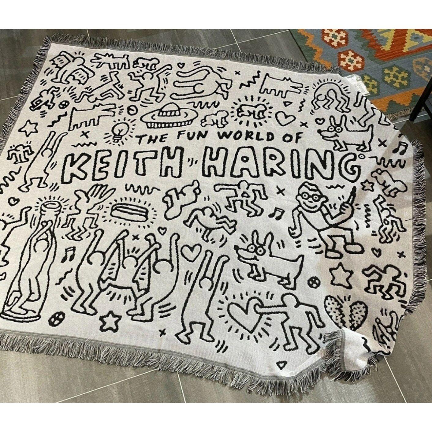 Anyhouz Jacquard Weave Graffiti Throw Blanket Cozy Sofa Couch Bed Cover Outdoor Camping Mat Home Decor Tapestry with Tassel