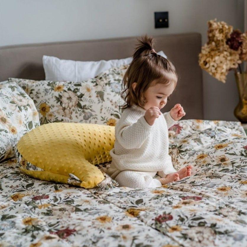 La Millou Dana's Hen Pillow VINTAGE MEADOW | Honey-1910112388158459905