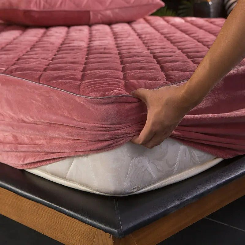 Anyhouz Mattress Cover Bean Red 120x200cm Crystal Velvet Thicken Quilted Warm Soft Plush Bed Sheet
