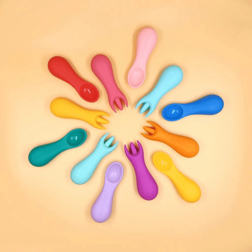 Marcus & Marcus -Palm Grasp Silicone Spoon & Fork Set Ollie the Elephant green-1910112442969624579