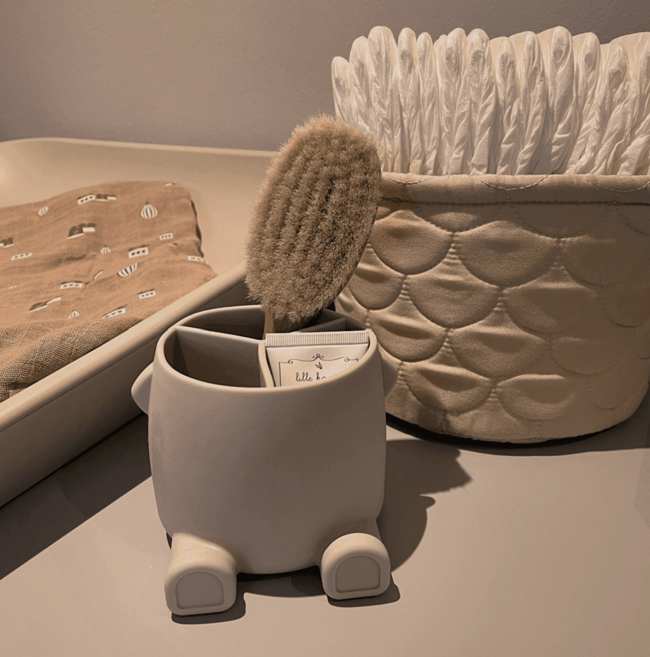 Nuuroo Leonora Silicone Pencil Can Lunar Rock-1954803051466461184