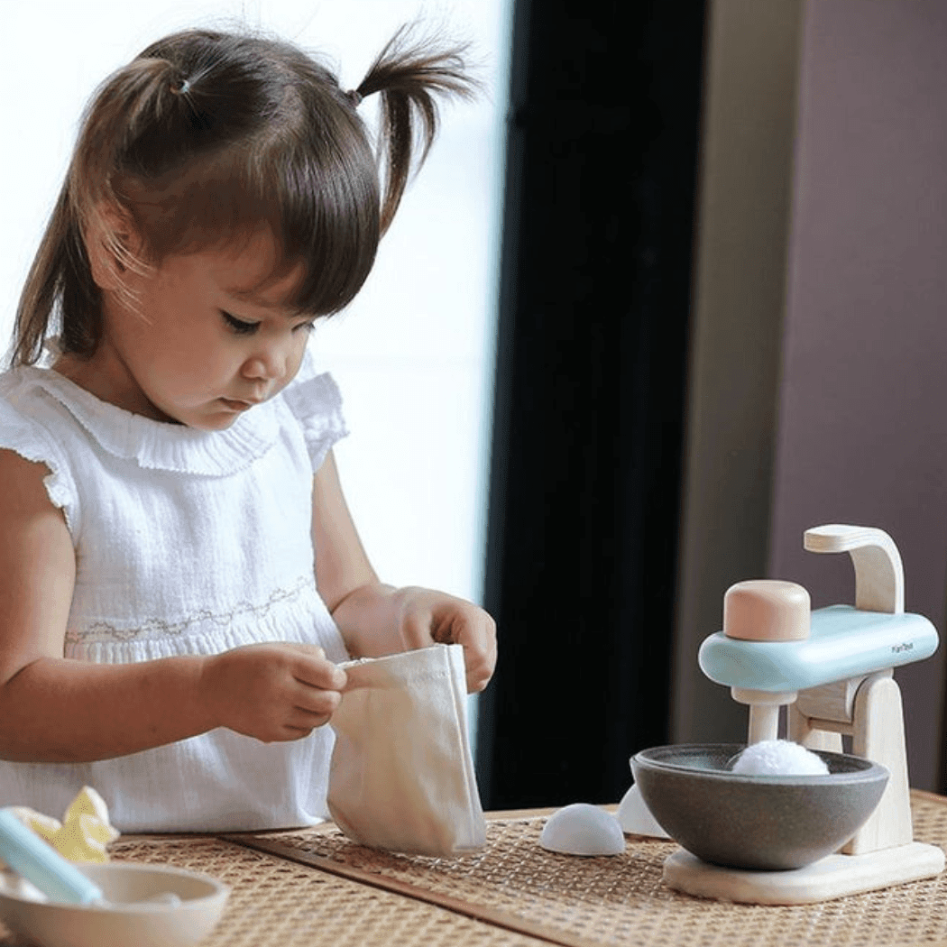 Plan Toys Stand Mixer Set-1910112366650068996