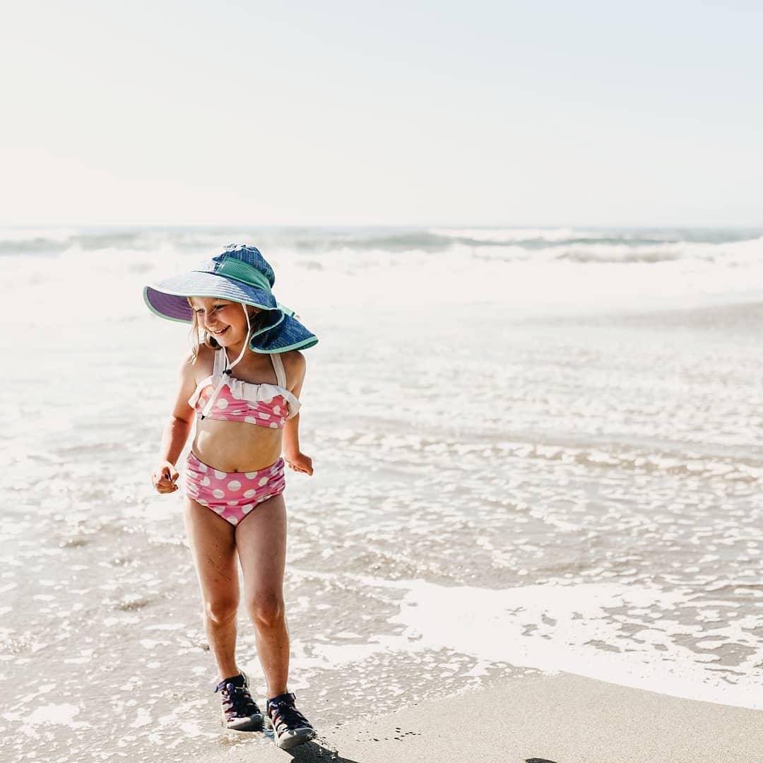 Sunday Afternoon Kids Play Hat UPF50+ | Blue Electric Stripe Large (5-12yrs)-1954803055060979713