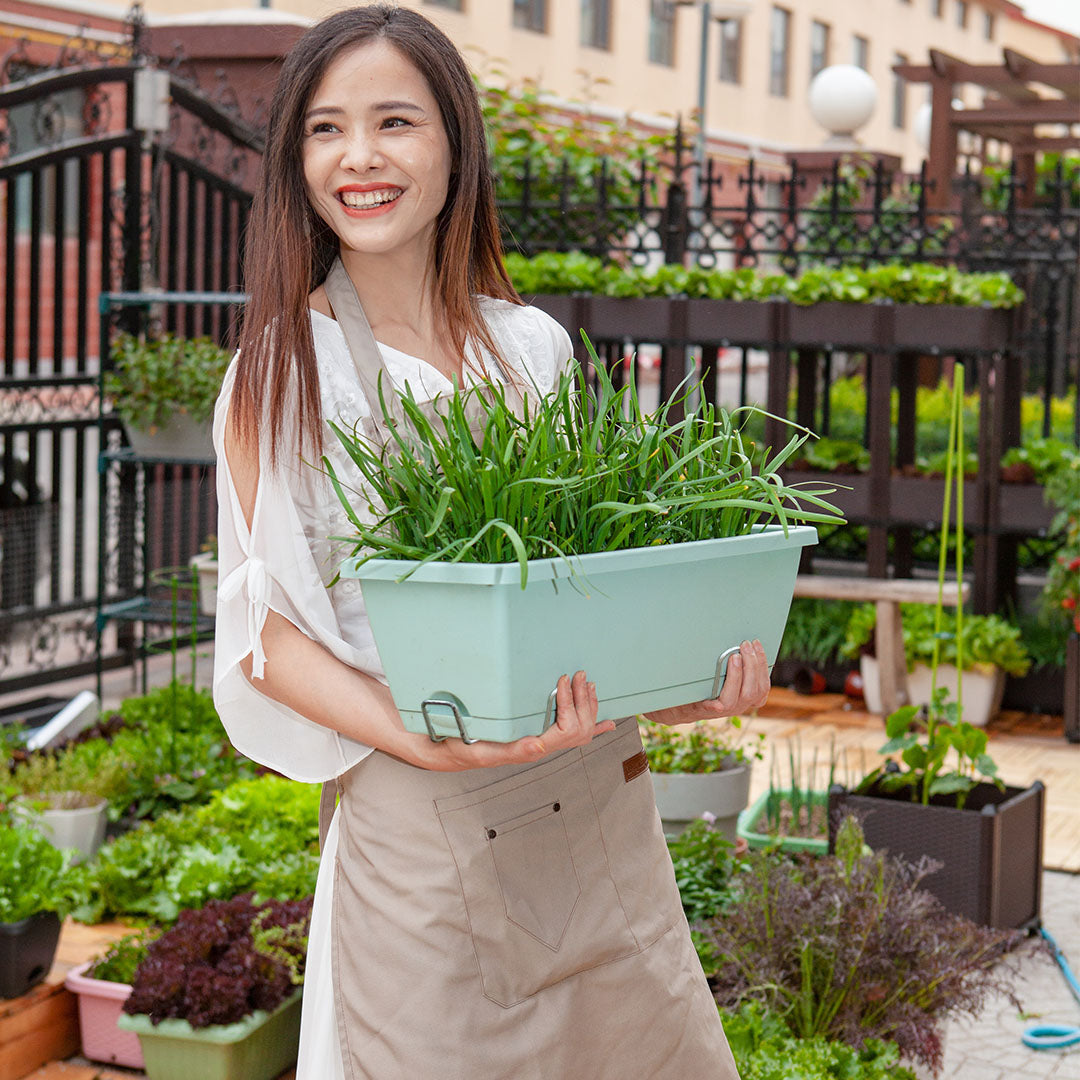 49.5cm Green Rectangular Planter Vegetable Herb Flower Outdoor Plastic Box with Holder Balcony Garden Decor Set of 4