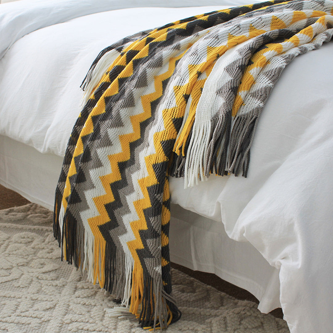 170cm Yellow Zigzag Striped Throw Blanket Acrylic Wave Knitted Fringed Woven Cover Couch Bed Sofa Home Decor