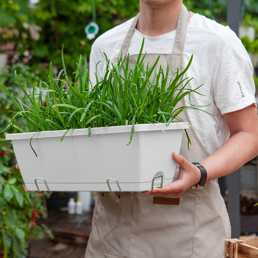 49.5cm White Rectangular Planter Vegetable Herb Flower Outdoor Plastic Box with Holder Balcony Garden Decor Set of 4