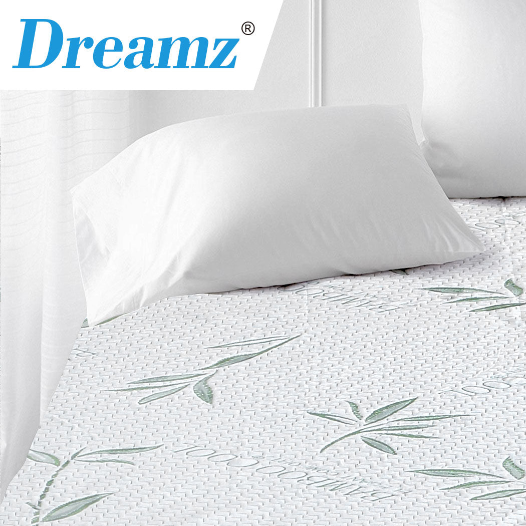 DreamZ  Queen Fully Fitted Waterproof Breathable Bamboo Mattress Protector