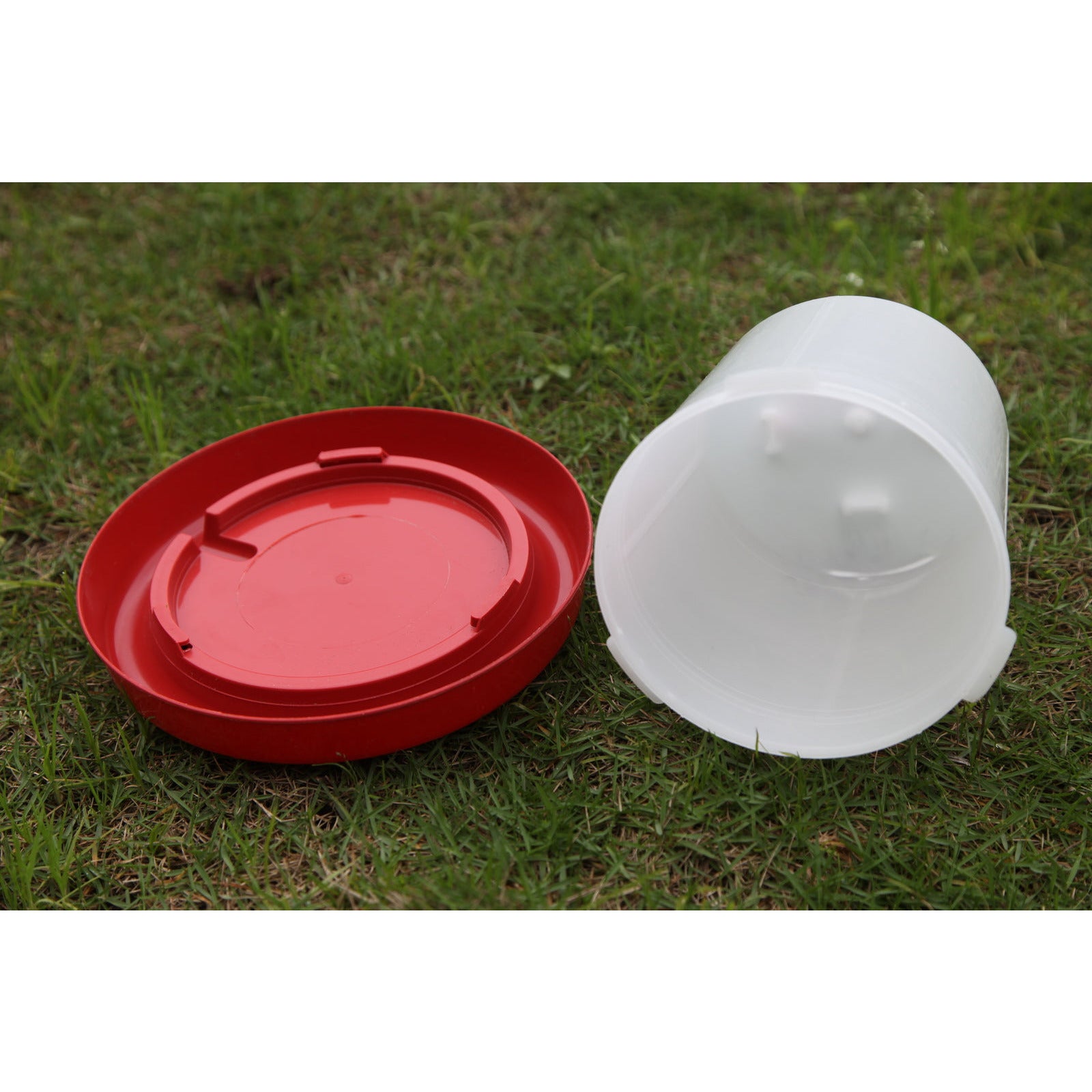 Farm Poultry Bird Chicken Water Drinker 3 L & 3 kg Food Grain Seed Feeder Set