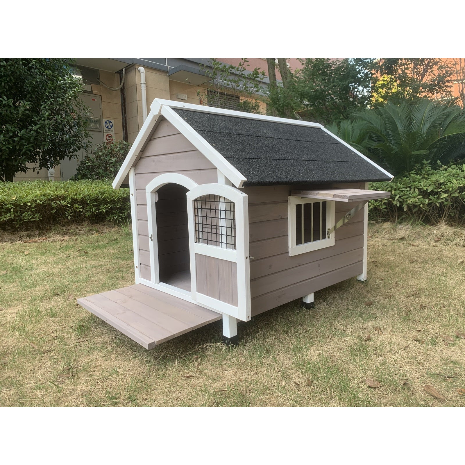 L Timber Pet Dog Kennel House Puppy Wooden Timber Cabin With Stripe