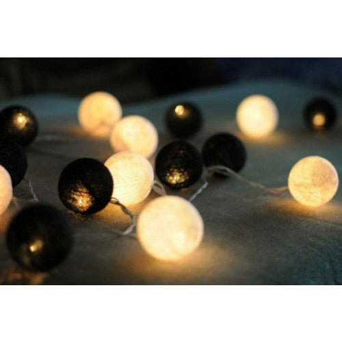 1 Set of 20 LED Black White 5cm Cotton Ball Battery Powered String Lights Xmas Gift Home Wedding Party Bedroom Decoration Outdoor Indoor Table Centrepiece