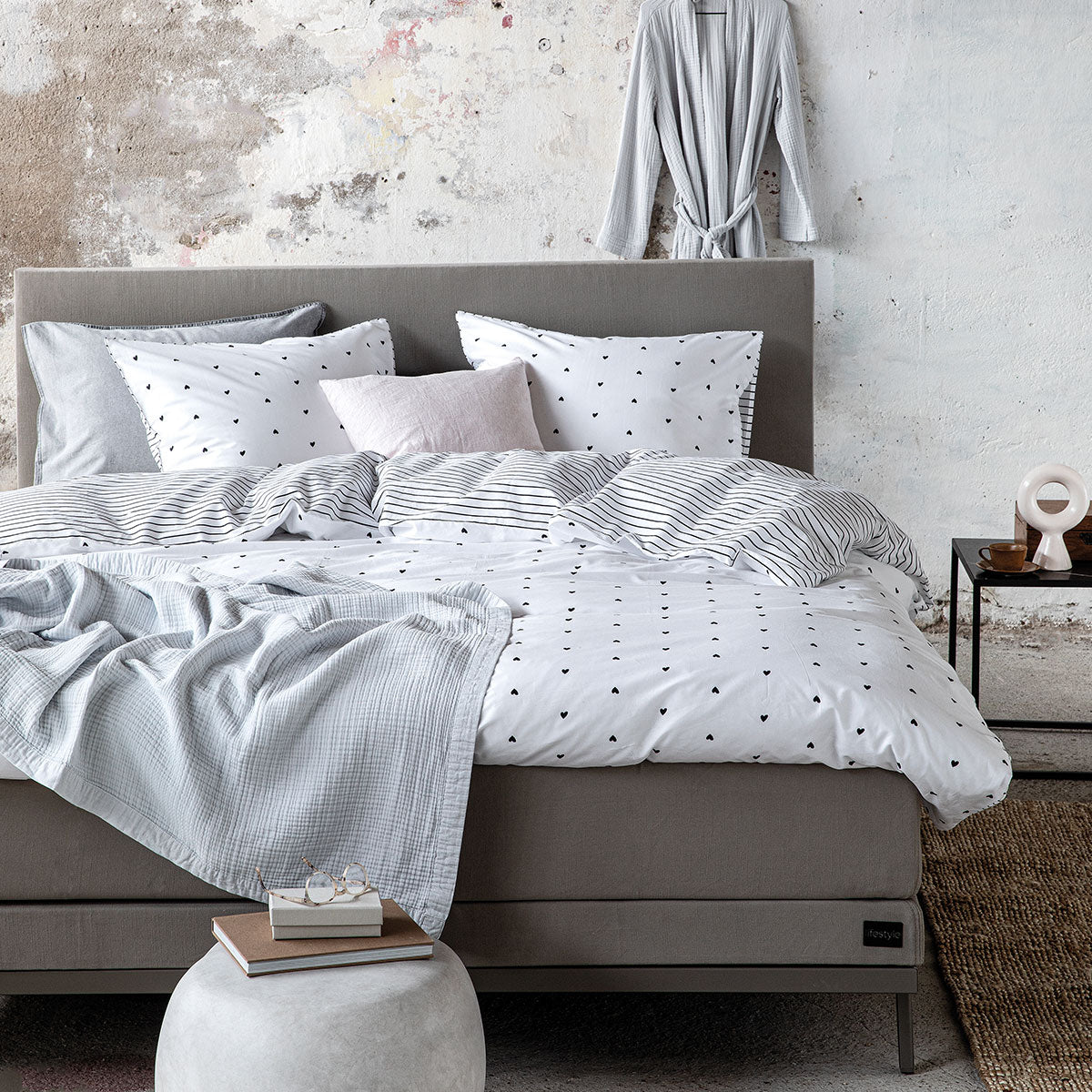 VTWonen Striped Hearts Black &amp; White Cotton Quilt Cover Set King