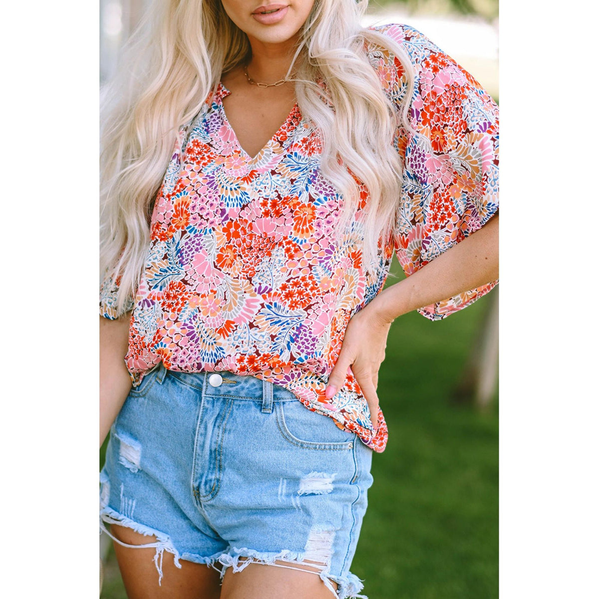 Azura Exchange Gorgeous Floral V-Neck Blouse - XL