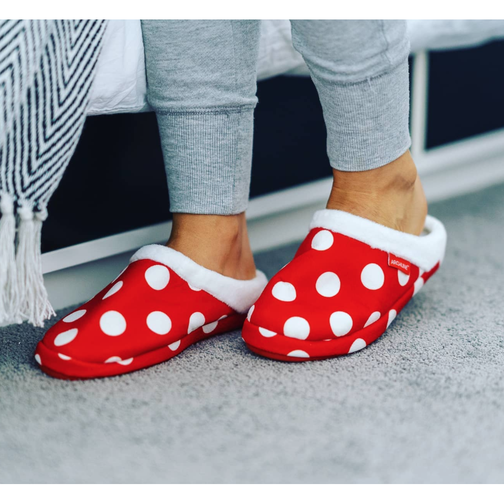 ARCHLINE Orthotic Slippers Slip On Scuffs Pain Relief Moccasins - Red Polka Dot - EUR 42 (Womens US 11)